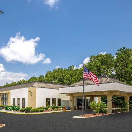 Baymont By Wyndham Columbus Ga Hotel Екстериор снимка