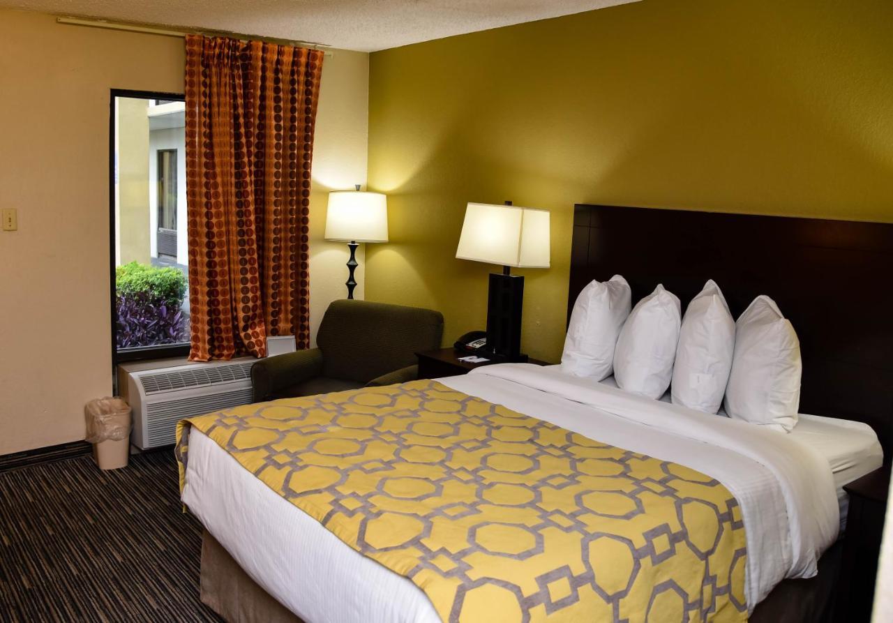 Baymont By Wyndham Columbus Ga Hotel Екстериор снимка
