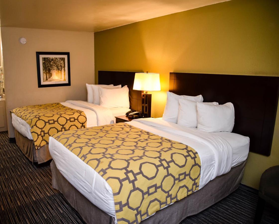 Baymont By Wyndham Columbus Ga Hotel Екстериор снимка