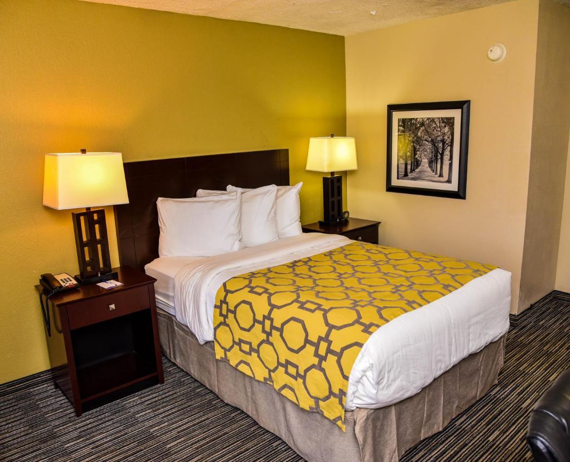 Baymont By Wyndham Columbus Ga Hotel Екстериор снимка